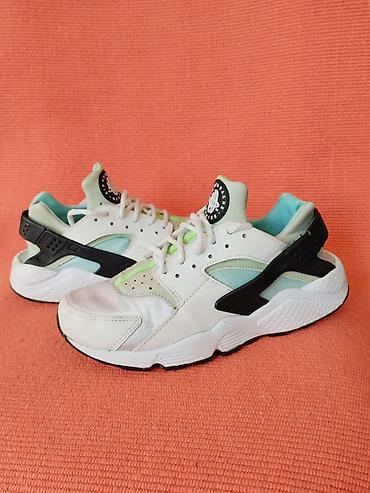 skechers beograd: NIKE HUARACHE RUN I patike broj 40, kao br 39 Duzina unutrasnjeg — 8
