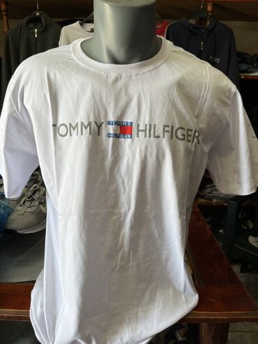 nucci bez majice: Men's T-shirt Tommy Hilfiger, S (EU 36), M (EU 38), L (EU 40)