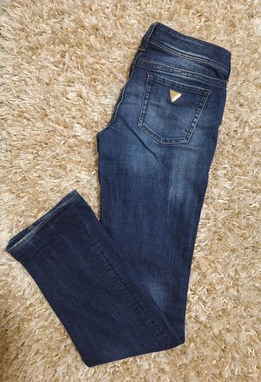 Farmerke: 28, Teksas, Normalan struk, Ravne nogavice — 1