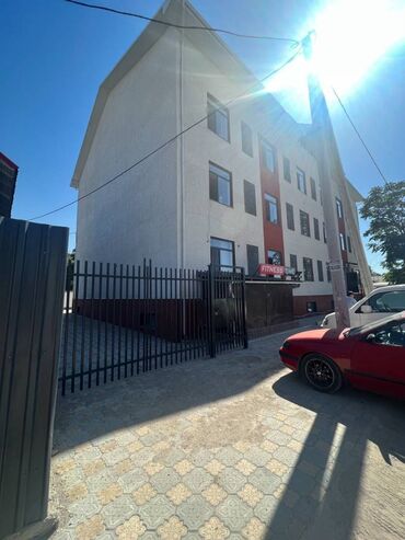 Продажа квартир: 2 комнаты, 65 м², Индивидуалка, 1 этаж, Без ремонта, Газовое отопление at lalafo.kg Продажа квартир: 2 комнаты, 65 м², Индивидуалка, 1 этаж, Без ремонта, Газовое отопление