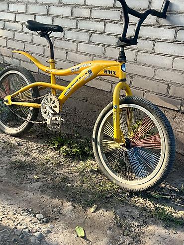 бмх bmx: Продаются два велосипеда. 1) BMX, жёлтый:BMX, чёрный и спортивный — 1
