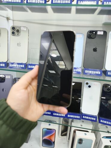 Apple iPhone: IPhone 15 Pro, 256 GB, Natural Titanium, Face ID — 2