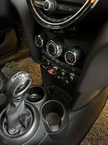 Mini: Mini Mini Cooper (2002-Present): 2018 г., 1.5 л, Автомат, Бензин, Хэтчбэк — 9