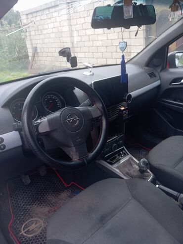 опел зафира б: Opel Astra GTC: 1.3 л | 2006 г. 40000 км Хэтчбэк