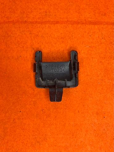 chip gps: Заглушка бампера Toyota, Б/у, Оригинал — 2