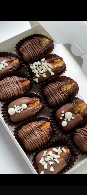 Buket güllər: Məhsul: Zərif dekorativ güllərdən hazırlanmış buketlər - Material — 15