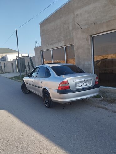 Opel: Opel Vectra: 1.8 l | 1997 il 400000 km Sedan -da lalafo.az — 8 Opel: Opel Vectra: 1.8 l | 1997 il 400000 km Sedan — 8