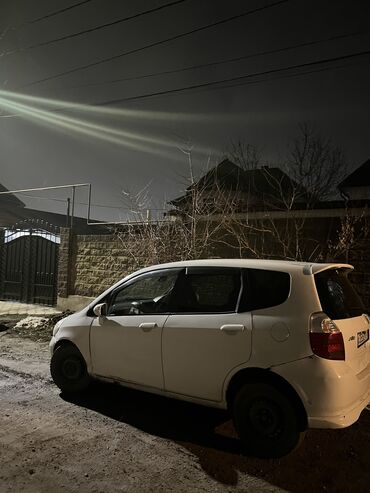 авто в аренду хонда фит: Сдаю в аренду: Легковое авто, Под такси