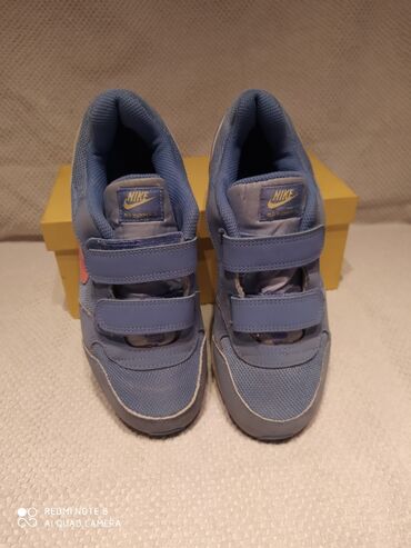 auto za bebe: Nike, Size - 34