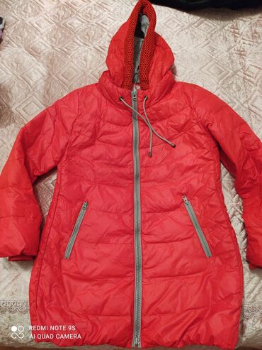 l uecuen qirmizi sap: Женская куртка L (EU 40), цвет - Красный