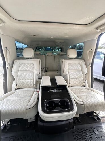 Lincoln: Lincoln Navigator: 2019 г., 3.5 л, Типтроник, Бензин, Внедорожник — 17