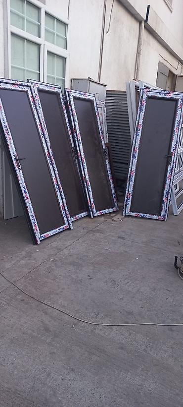 plastic qapi: Yeni Plastik qapı 70x200 sm Zamok və çərçivə ilə, Zəmanətli, Ödənişli quraşdırma, Ödənişli çatdırılma, Rayonlara çatdırılma — 3
