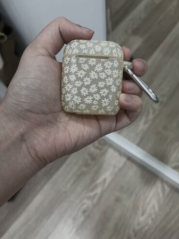 xiaomi mi a1 чехол: PULL&BEAR airpods kabro