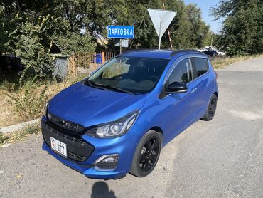 chevrolet трейлблейзер: Chevrolet Spark: 2018 г., 1 л, Автомат, Бензин, Хэтчбэк