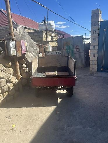iki tekerli mocuze: Üçtəkərli yük motosikleti (kargo skuteri) - Gövdə: ön hissədə — 2