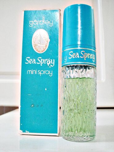 i haljina: Yardley Sea Spray

Yardley Sea Spray
