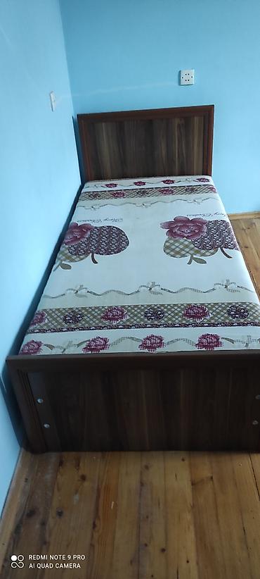 kravat: Bir nəfərlik taxt (lift sistemli bazalı) - Ölçü: təxmini 90x190 sm — 1