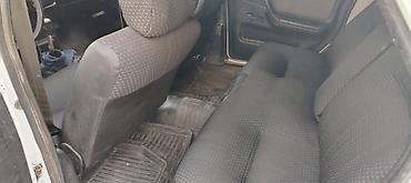 QAZ: QAZ 24 Volga: 2.5 l | 1988 il Sedan — 5