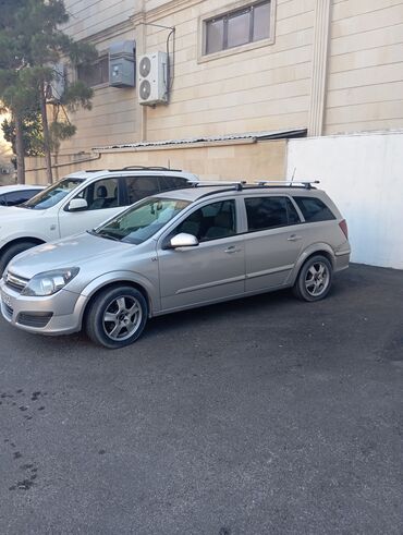 kredit maşınlar: Opel Astra: 1.3 l | 2006 il 270000 km Universal