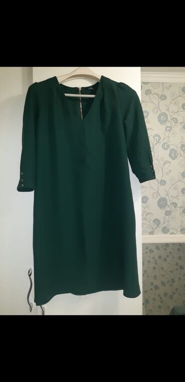 платье зеленое: Күнүмдүк көйнөк, Күз-жаз, Орто модель, Түз, 5XL (EU 50)