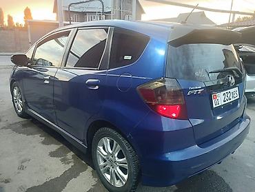 корпус срв: Honda Fit: 2009 г., 1.5 л, Автомат, Бензин, Хэтчбэк — 7