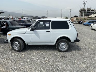 продаю тойота марк 2: ВАЗ (ЛАДА) 4x4 Нива: 2012 г., 1.6 л, Механика, Бензин, Внедорожник