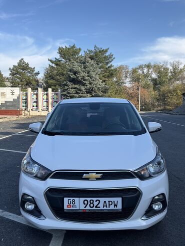 Chevrolet: Chevrolet Spark: 2017 г., 1 л, Автомат, Бензин, Хэтчбэк