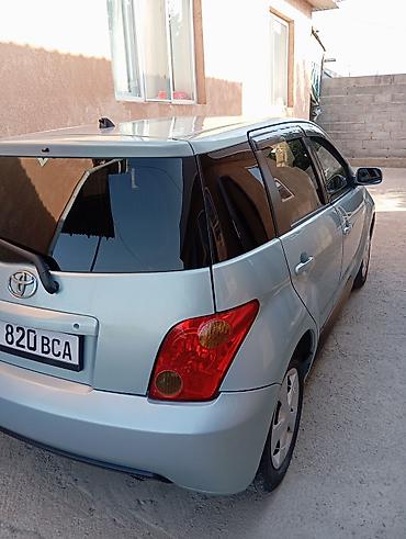 дайхатсу пизар: Toyota Ist: 2003 г., 1.5 л, Автомат, Бензин, Хэтчбэк — 2