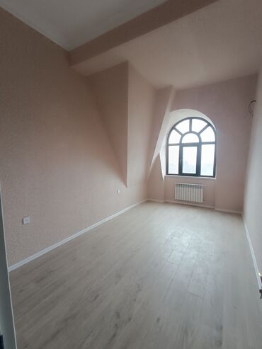 Uzunmüddətli kirayə mənzillər: Sumqayıt şəhəri Bulvar Mirvaridən qanuni 3 otaqlı mənzil boş vəziyətdə — 19