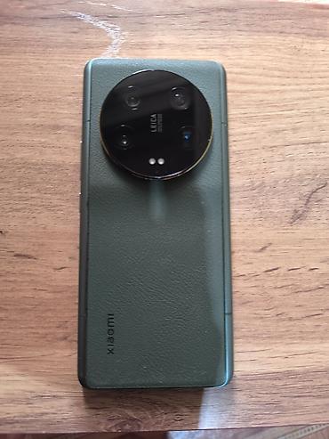 апарат стронг: Xiaomi 13 Ultra, 256 ГБ - Модель: Xiaomi 13 Ultra (на экране указано — 2