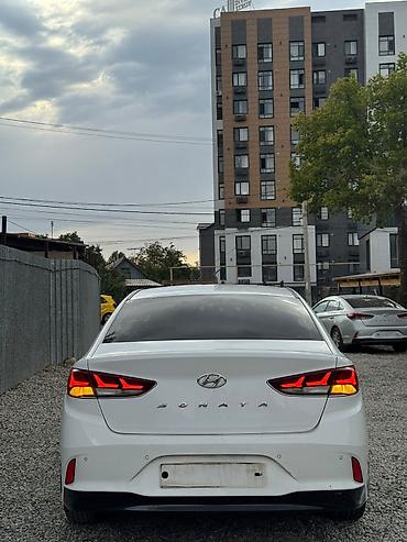 хендай каспер: Hyundai Sonata: 2022 г., 2 л, Газ, Седан — 3