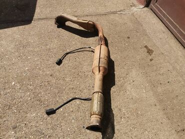 Auto delovi: Dupla grana sa lamda sondama Lada 21214i Niva. Polovna. Izvadjen — 10