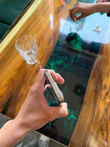 iphone 17 pro: IPhone 15 Pro Max, титановый корпус акб 82 256гб не отрытый - — 1