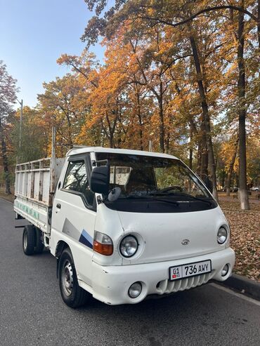 платформа кузов: Жеңил жүк ташуучу унаа, Hyundai, Стандарт, Колдонулган