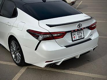 corolla 2016: Toyota Camry: 2021 г., Бензин, Седан — 5