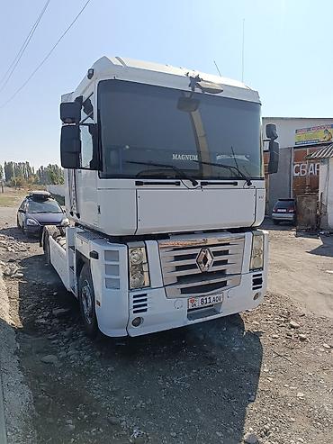 форсунки 124: Тягач, Renault, 2008 г., Без прицепа — 1