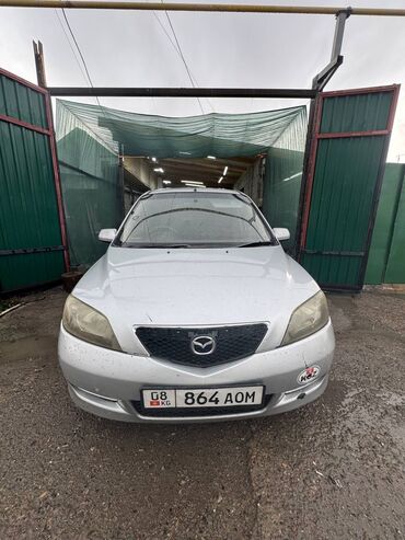 срочно срочно продам машину: Mazda Demio: 2003 г., 1.3 л, Автоматтык, Бензин, Универсал