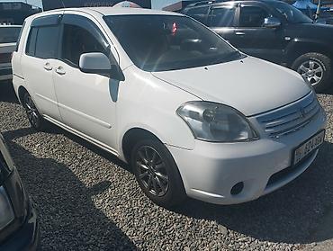 водный банан: Toyota Raum: 2004 г., Минивэн — 1