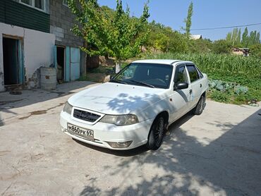 Daewoo: Daewoo Nexia: 2013 г., 1.5 л, Механика, Бензин, Седан