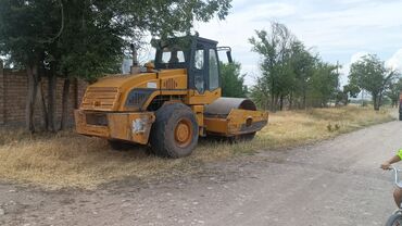 Аренда катка: Услуги катка 20 тонн 
Каток вибрационный — 7