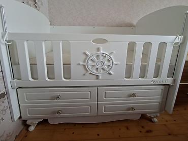 mebel materialı: Uşaq beşiyi – Aymıni model - Rəng: ağ, klassik dizayn - Ön paneldə — 1