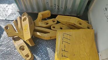 Другие автозапчасти: Здравствуйте! ОПТОМ Мы из Урумчи, Китай, продаем автозапчасти HOWO — 9