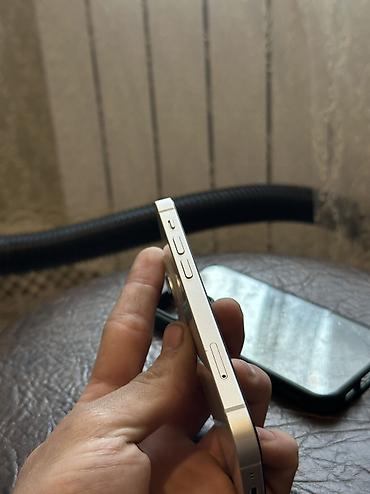 Apple iPhone: IPhone 13 mini, Б/у, Белый, Чехол, 78 % — 7