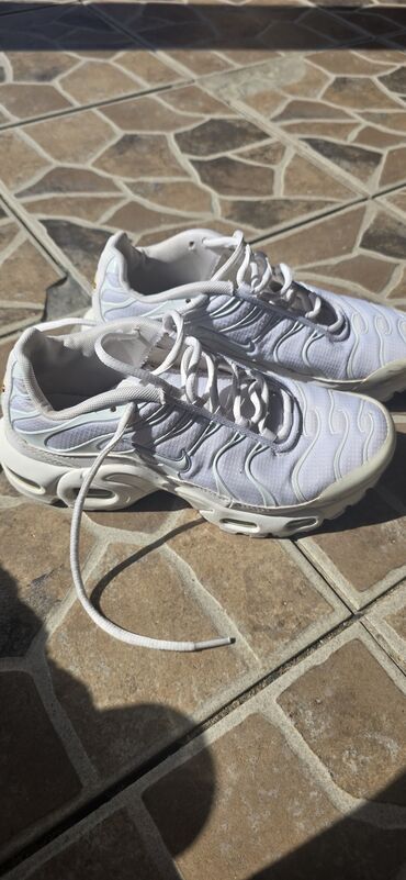 rikerova obuća: Nike, Veličina - 36 na lalafo.rs rikerova obuća: Nike, Veličina - 36