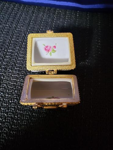 Kutije za odlaganje: Porcelanska,nova,vintaz satula,kutija za lekove — 6