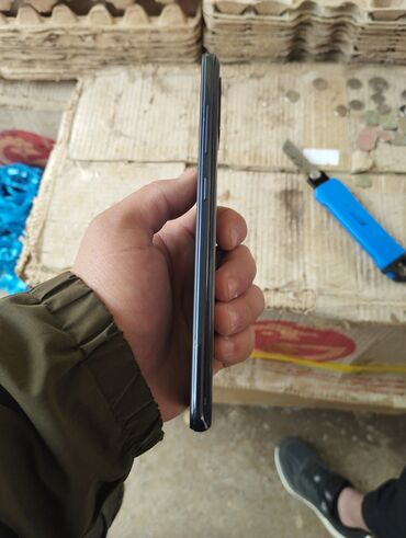 мобильные телефоны sony ericsson: Samsung Galaxy A51, Б/у, 128 ГБ, цвет - Черный, 2 SIM