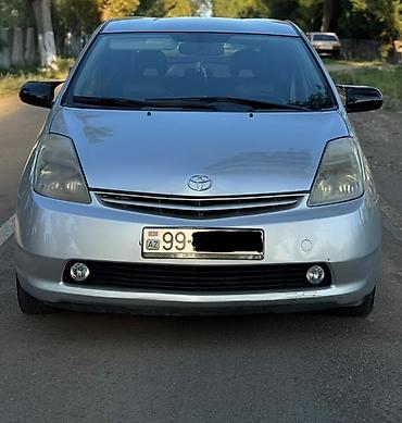 49cc moto: Toyota Prius: 1.5 l | 2006 il Hetçbek — 1