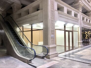 Mağazalar: WhatsApp la əlaqə saxlayın Mağaza 90 KV.M əla işlək yerdə kirayə — 10