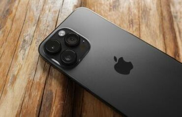 чехлы на 13 про макс: IPhone 15 Pro Max, Колдонулган, 256 ГБ, Кара