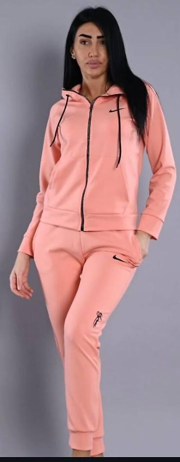 pull and bear beograd: Ženske pamučne nove trenerke S,M,L,XL,XXL veličine
3600 din
pb — 5